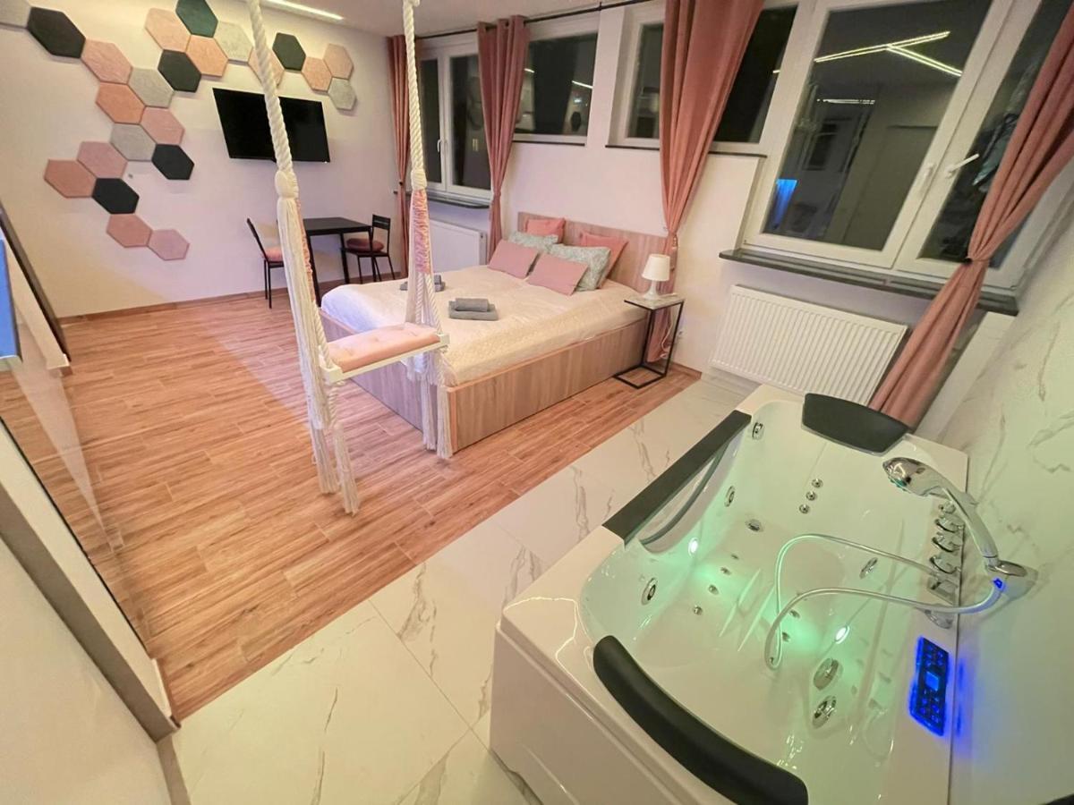 Yourapart Jacuzzi Przy Zamku Krolewskim وارسو المظهر الخارجي الصورة